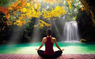 YOGA FEMENINO: MOVIENDOTE CON EL CICLO MENSTRUAL